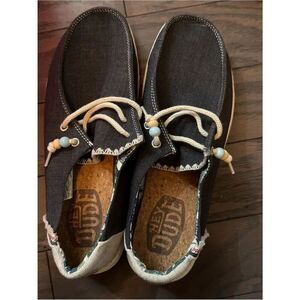 Hey Dude Wendy women canvas sz 10